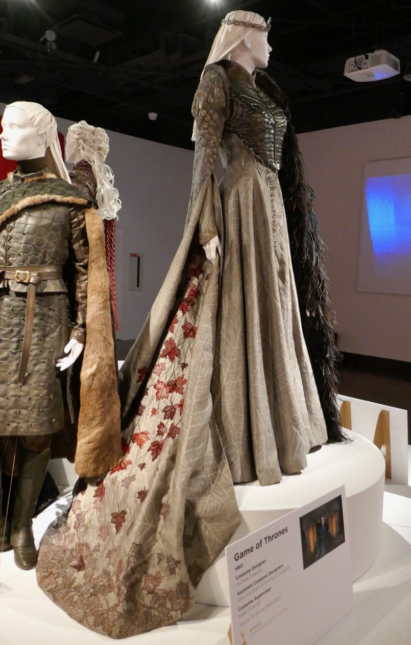 Sexist Stereotypical Patterns Punctuate Sansa Stark Styling 11