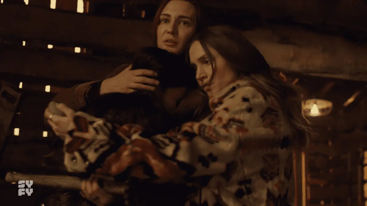 Wynonna's Newest Threat Is An Old Enemy 5 Rachel, Nicole and Waverly hugging.