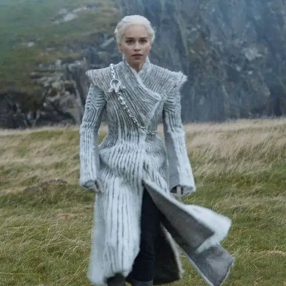 Dreadful Daenerys Dresses Dominate Stupid Season 8 3