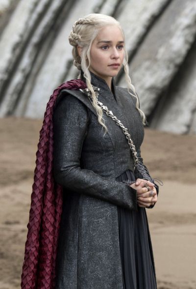 Dreadful Daenerys Dresses Dominate Stupid Season 8 7