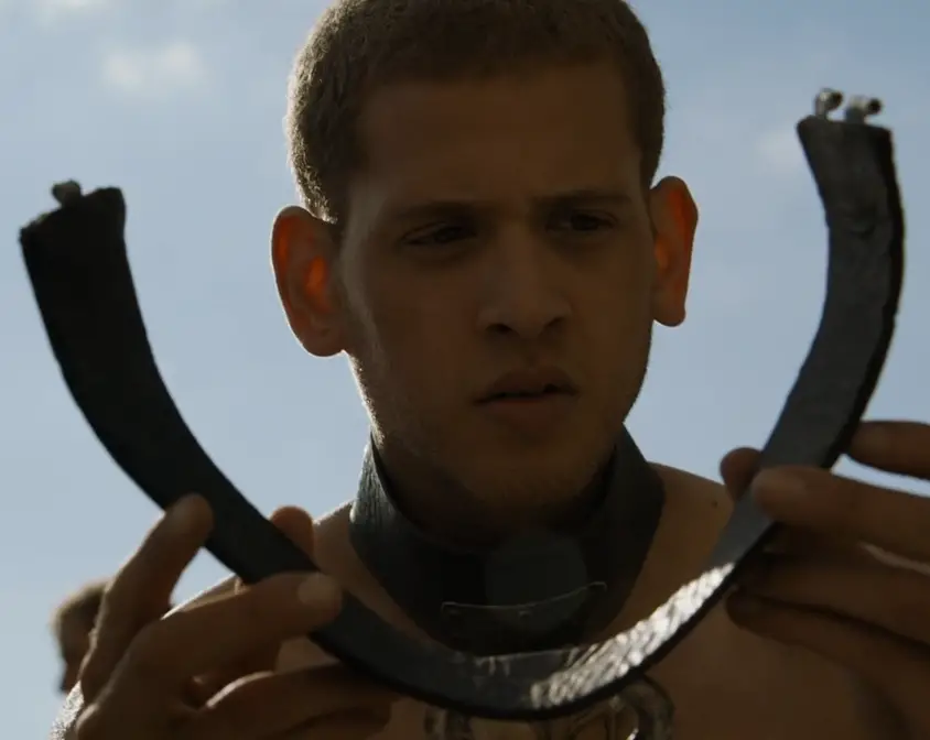 Dreadful Daenerys Dresses Dominate Stupid Season 8 5