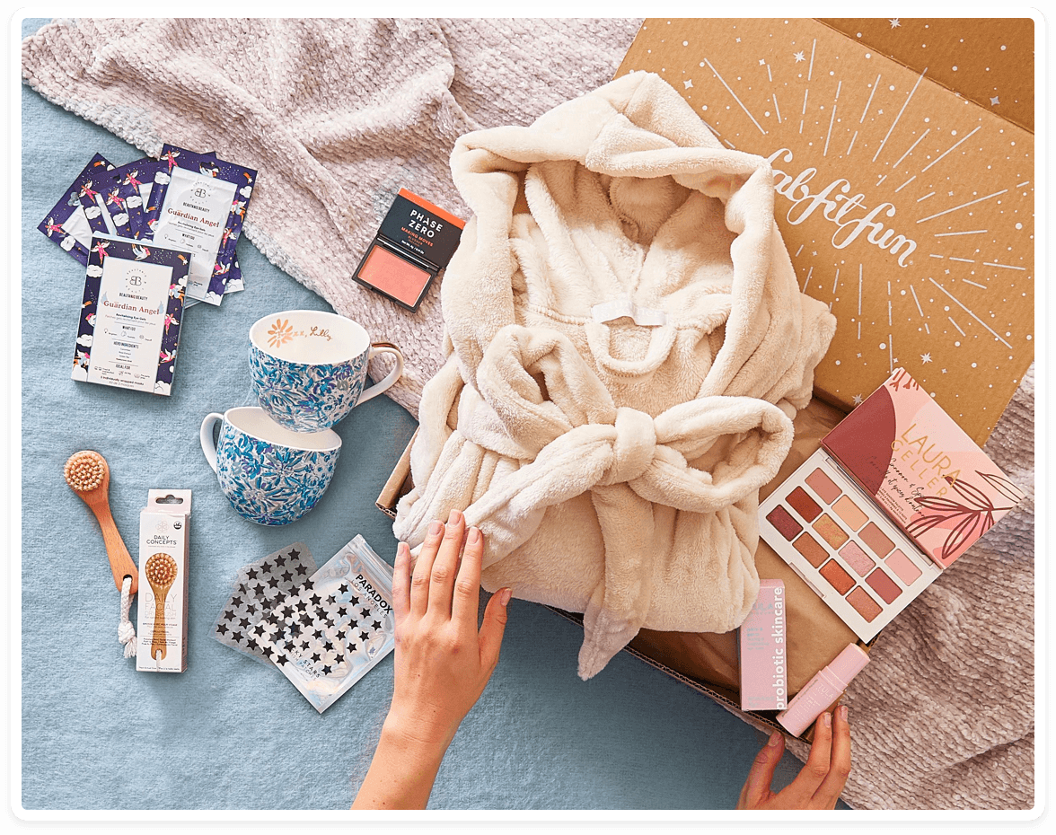 The Fandomentals Lifestyle Gift Guide 2020 4 Different lifestyle products next to a fabtifun box.