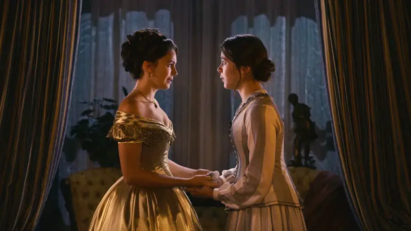 Ella Hunt and Hailee Steinfeld as Sue and Emily in Dickinson.