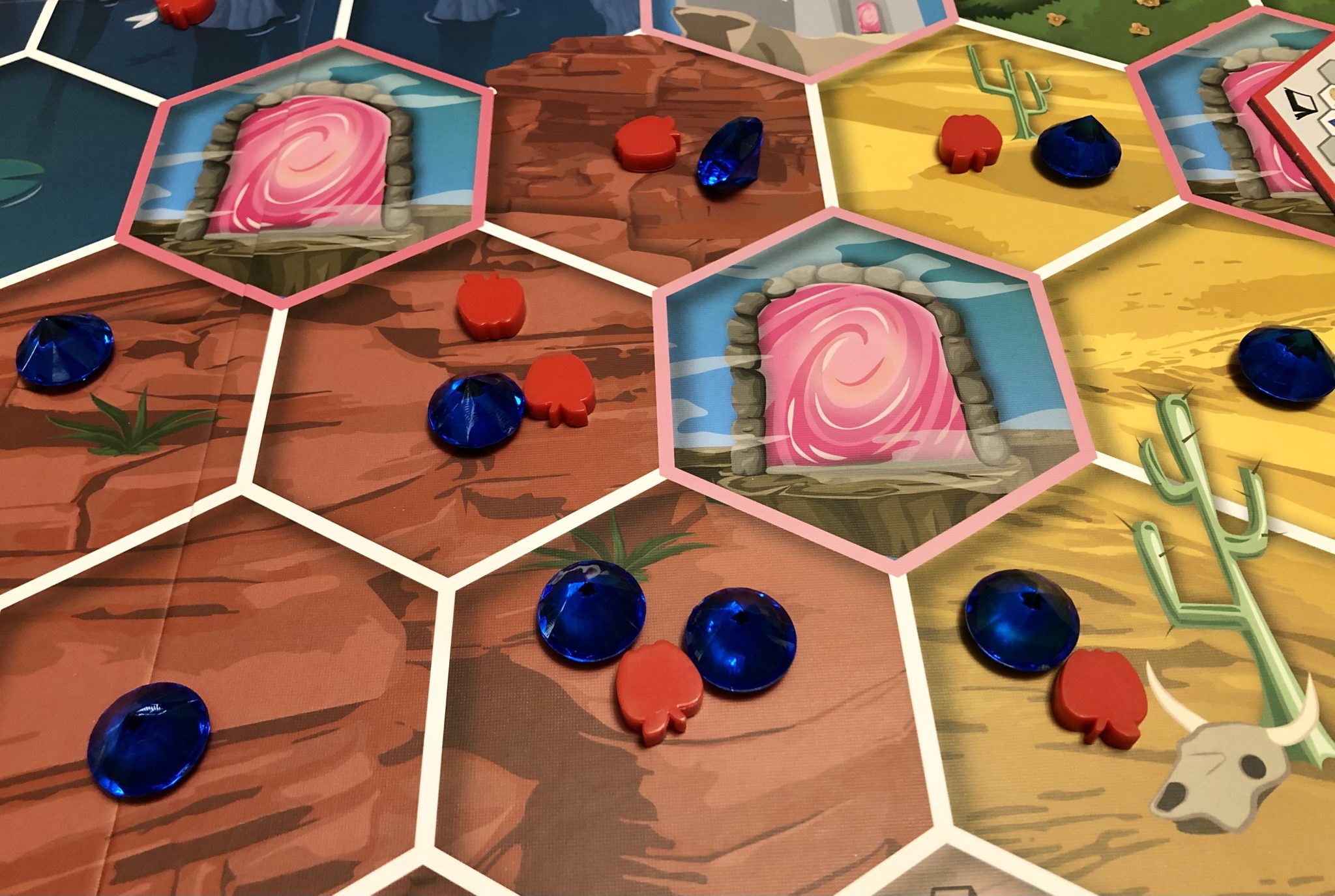 My Little Scythe - A Proven Classic, Simplified? 7 My Little Scythe gem and apple components