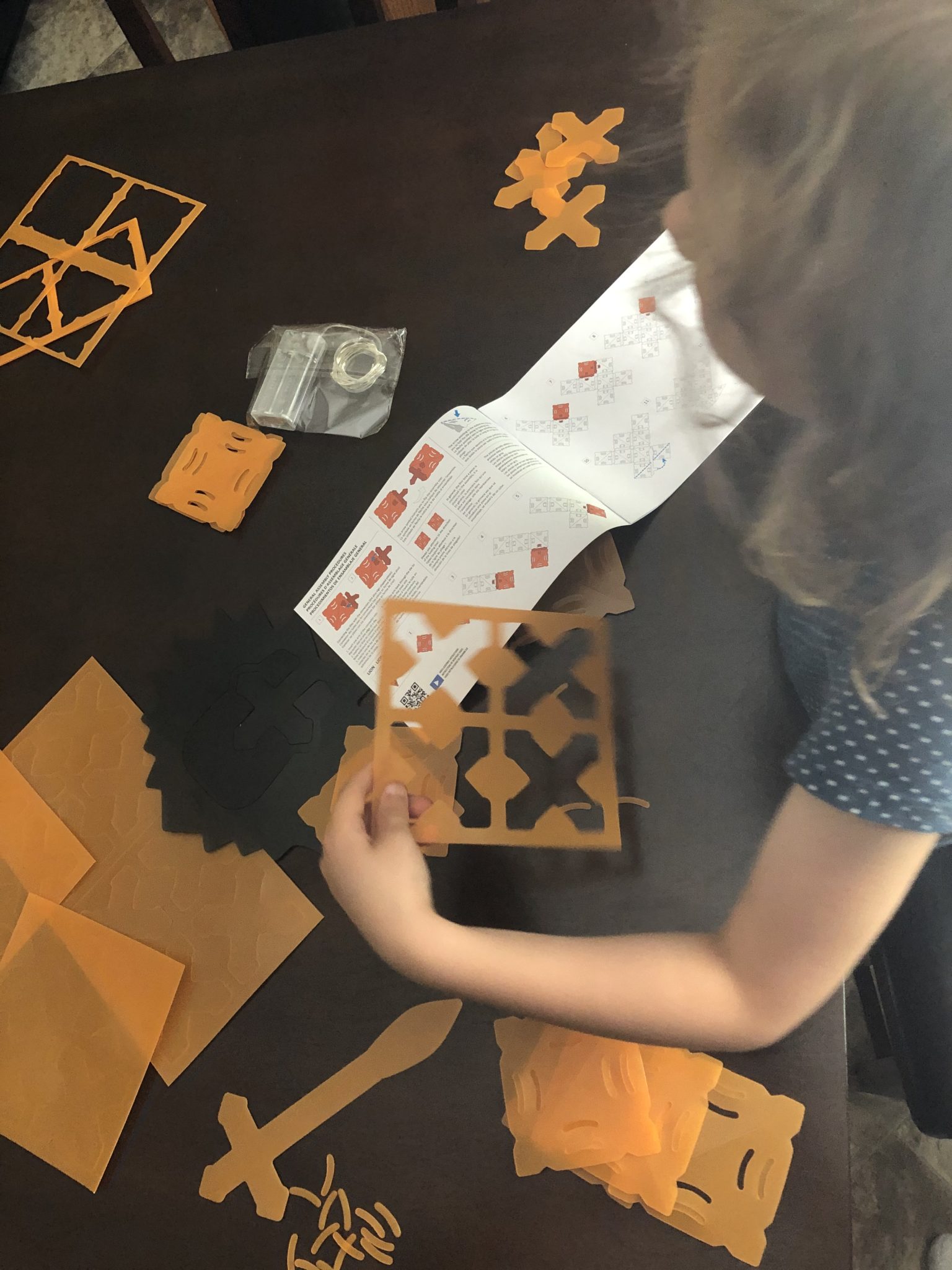 Creatto Is A Bright Idea For A 3D Puzzle 3 Creatto Lion Set - building it