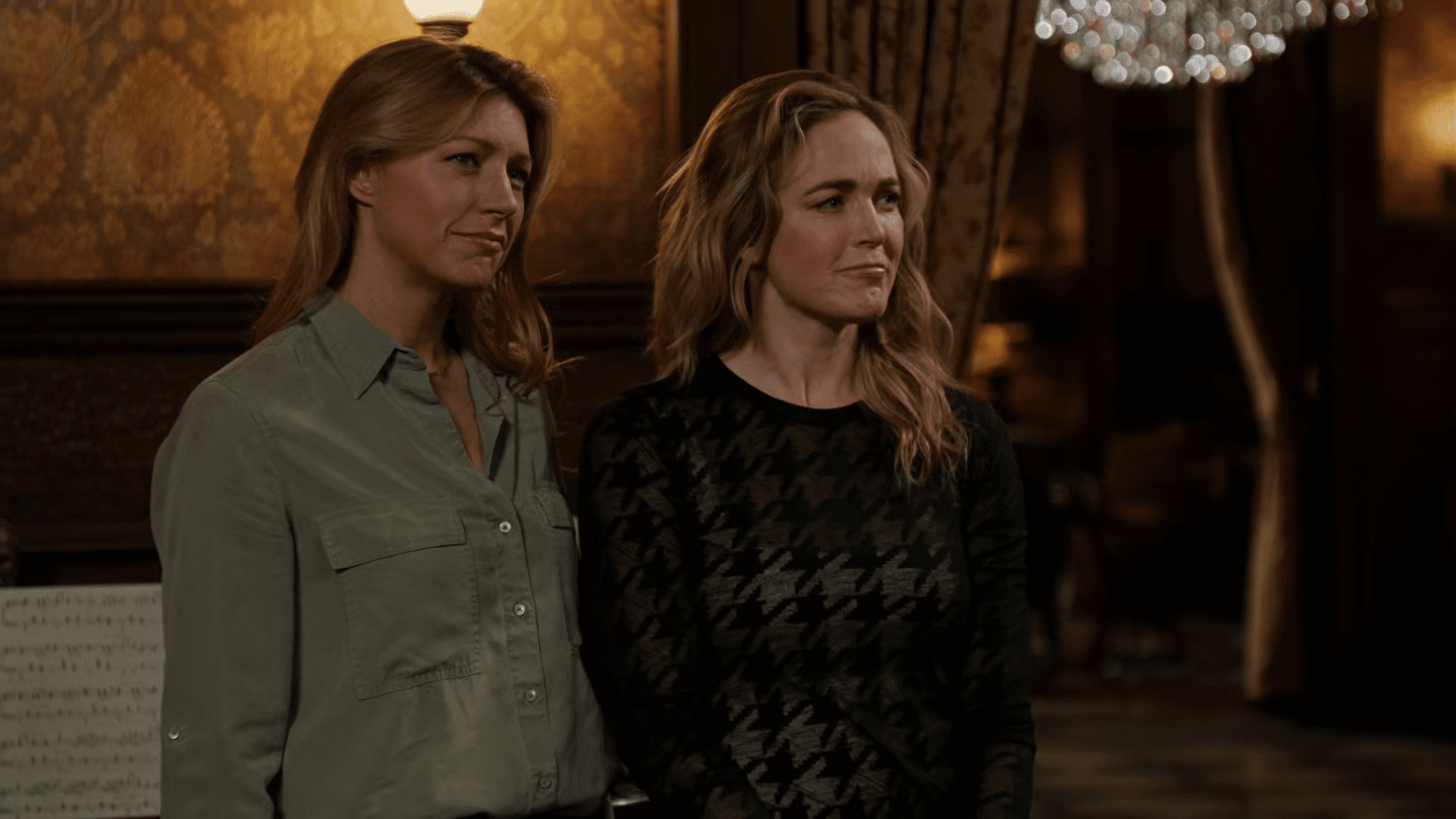 Alien Mushrooms, Defenders of Earth On Legends Of Tomorrow 4 Ava and Sara