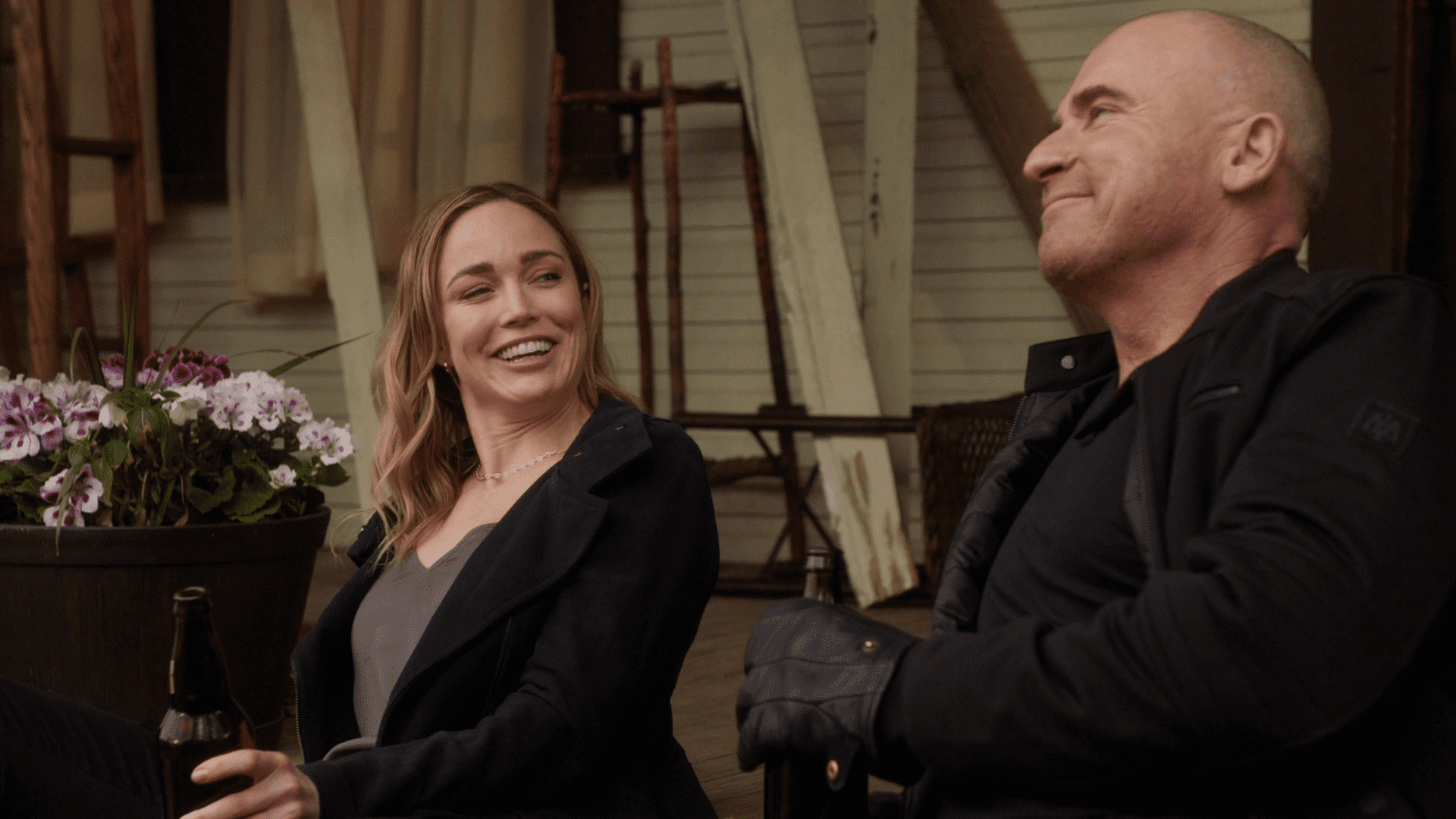 It's Two Goodbyes and A Wedding on Legends of Tomorrow 9 Sara and Mick