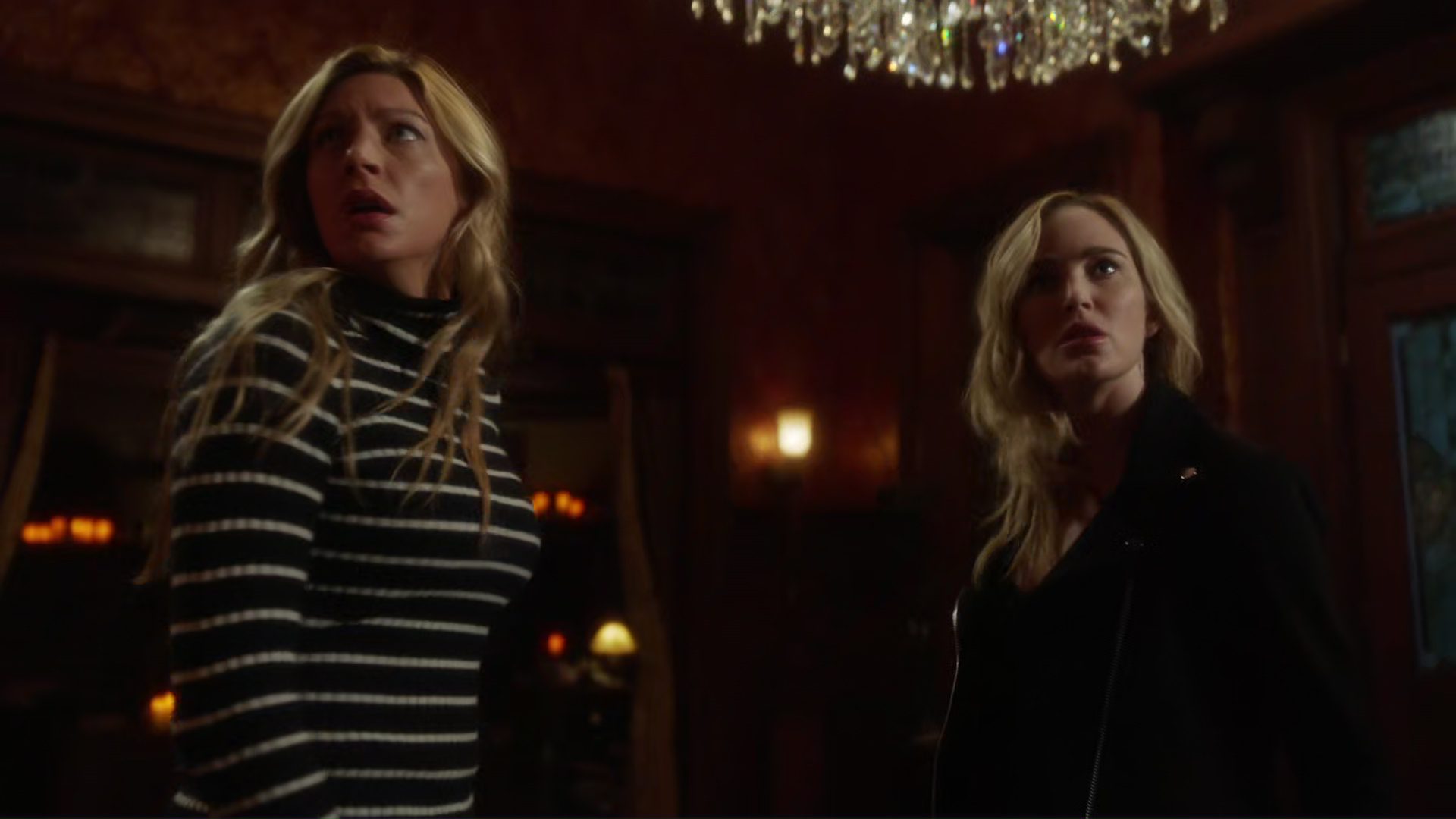 Legends of Tomorrow Give Hell A Touch of Reality 1 Sara and Ava