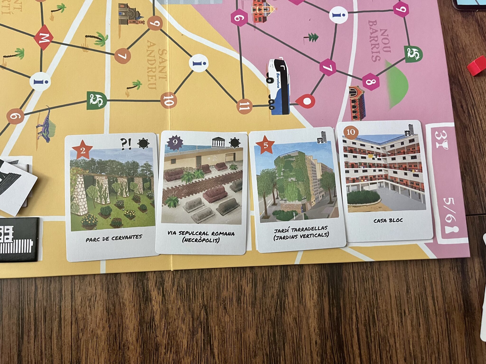 If Photography Was A Game, 'Zoom In Barcelona' Is What You'd Be Playing 3 Zoom In Barcelona location cards for photography