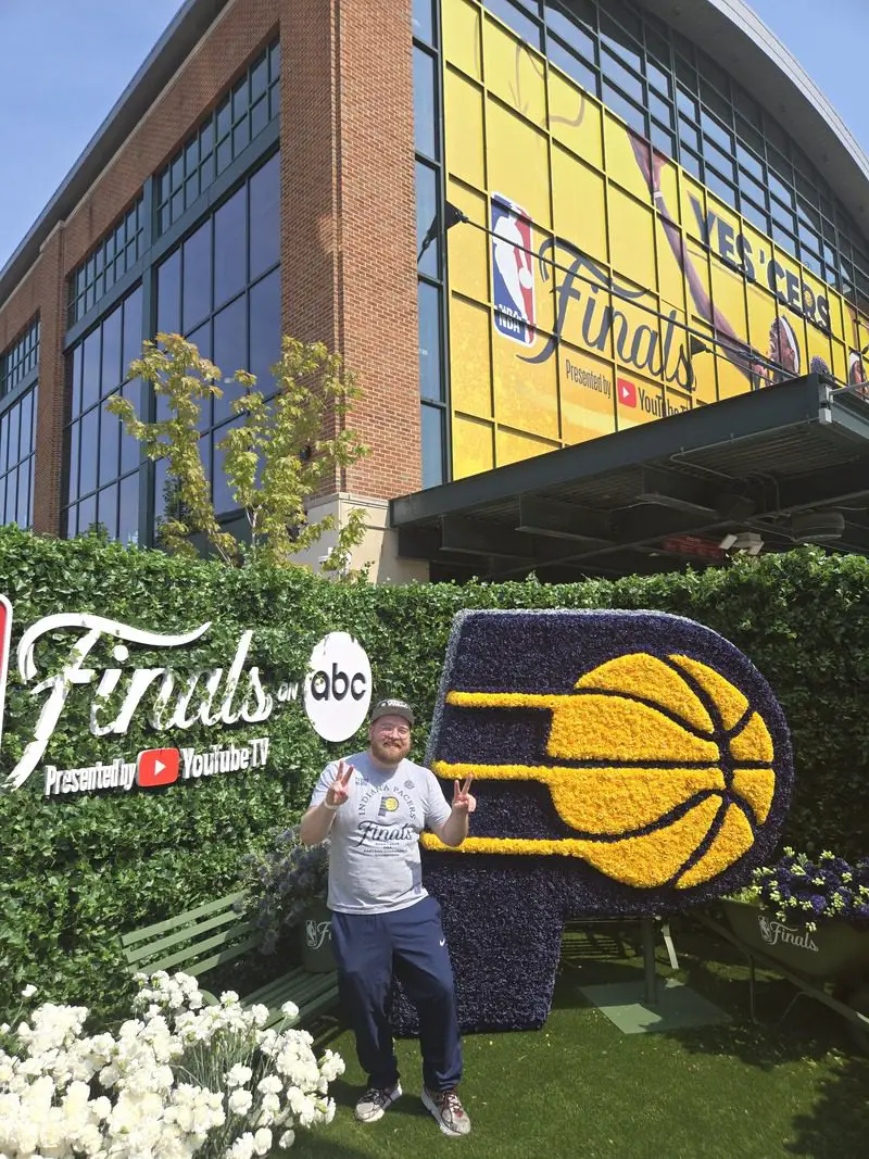 ESPN Gives Teams Their Flowers With 'Blooming Into Greatness' NBA Finals Fan Experience 3 "Blooming Into Greatness" flower sculpture